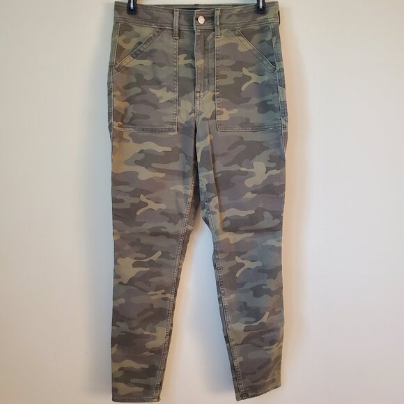GAP Camo High-Rise Utility Pants - Size 6 / 28R | Slim Fit - Picture 1 of 6